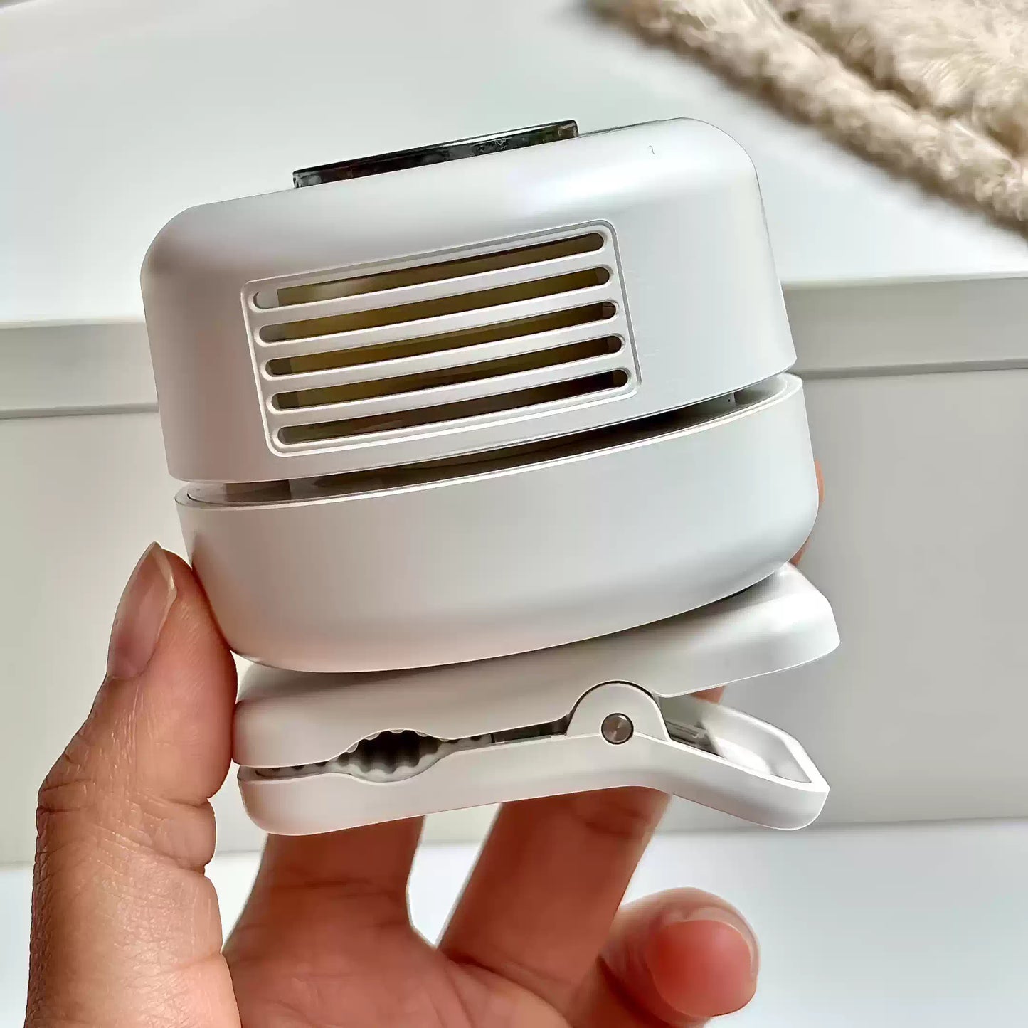 CoolClip™ Portable Cooling Fan